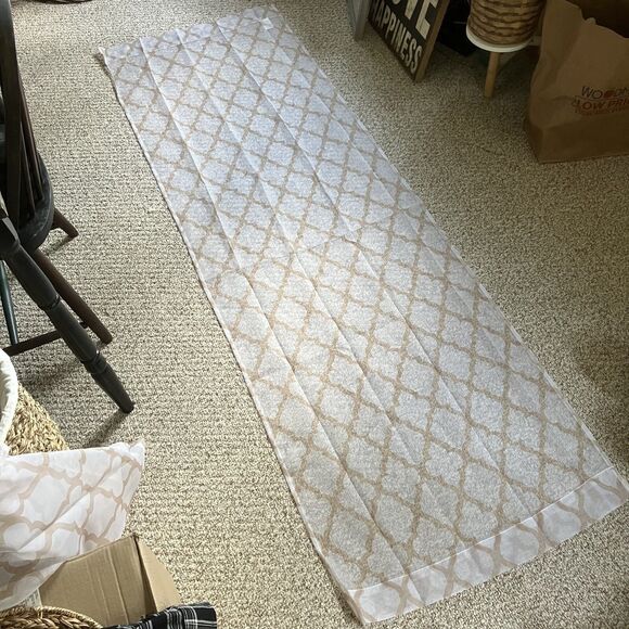 Set of 2 Mainstays Moroccan Lattice Sheer Panels 27.5" x 84" Tan White - Picture 2 of 4